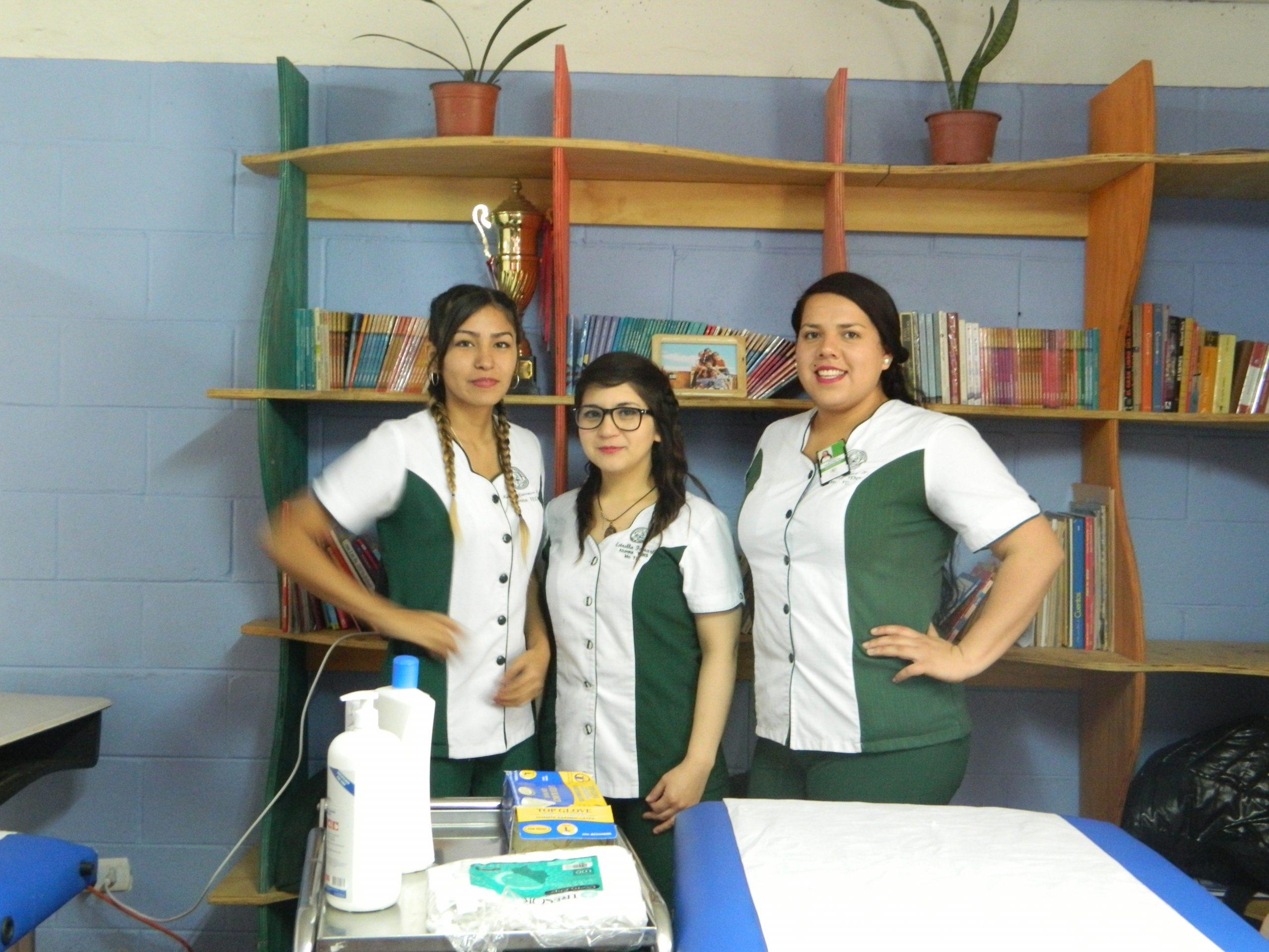 Tomasinos ponen su vocación al servicio de la comunidad