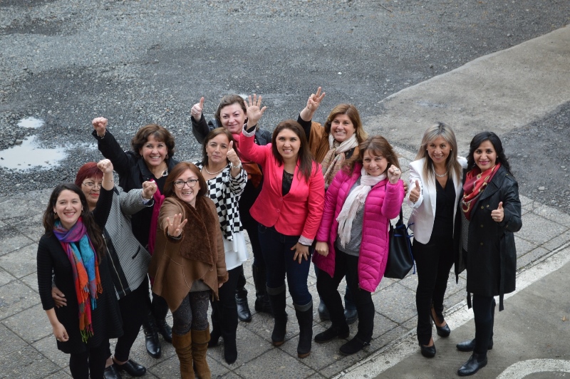 Extenso debate sostuvieron candidatas al Congreso por La Araucanía en Santo Tomás Temuco