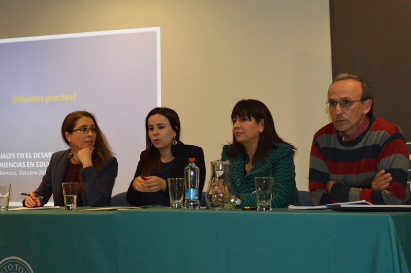 Seminario sobre experiencias en educación superior se realizó en UST Temuco