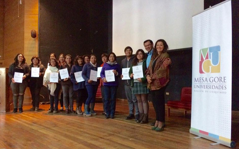 Gobierno Regional y universidades impartieron taller de emprendimiento en Illapel
