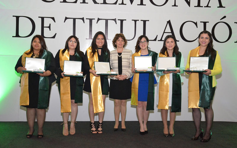 Nueva generación de profesionales egresa de UST La Serena