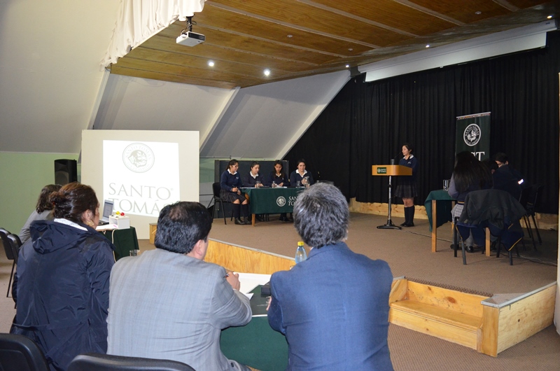 5 establecimientos se la juegan en el IV Torneo de Debate Santo Tomás 2017