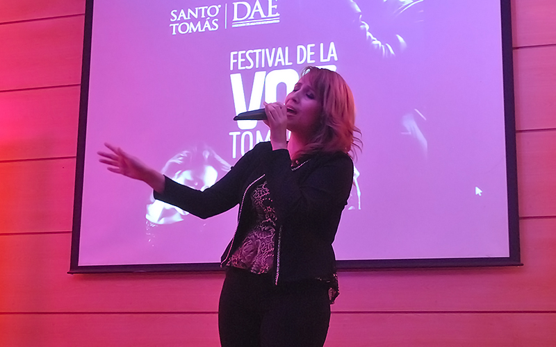 Alumna de Enfermería representará a Viña del Mar en la final nacional del Festival de la Voz Tomasina