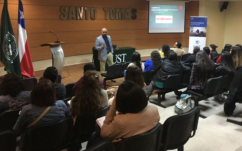 Mediante dos ponencias, culminó ciclo de Talleres de Actualización en Educación Diferencial