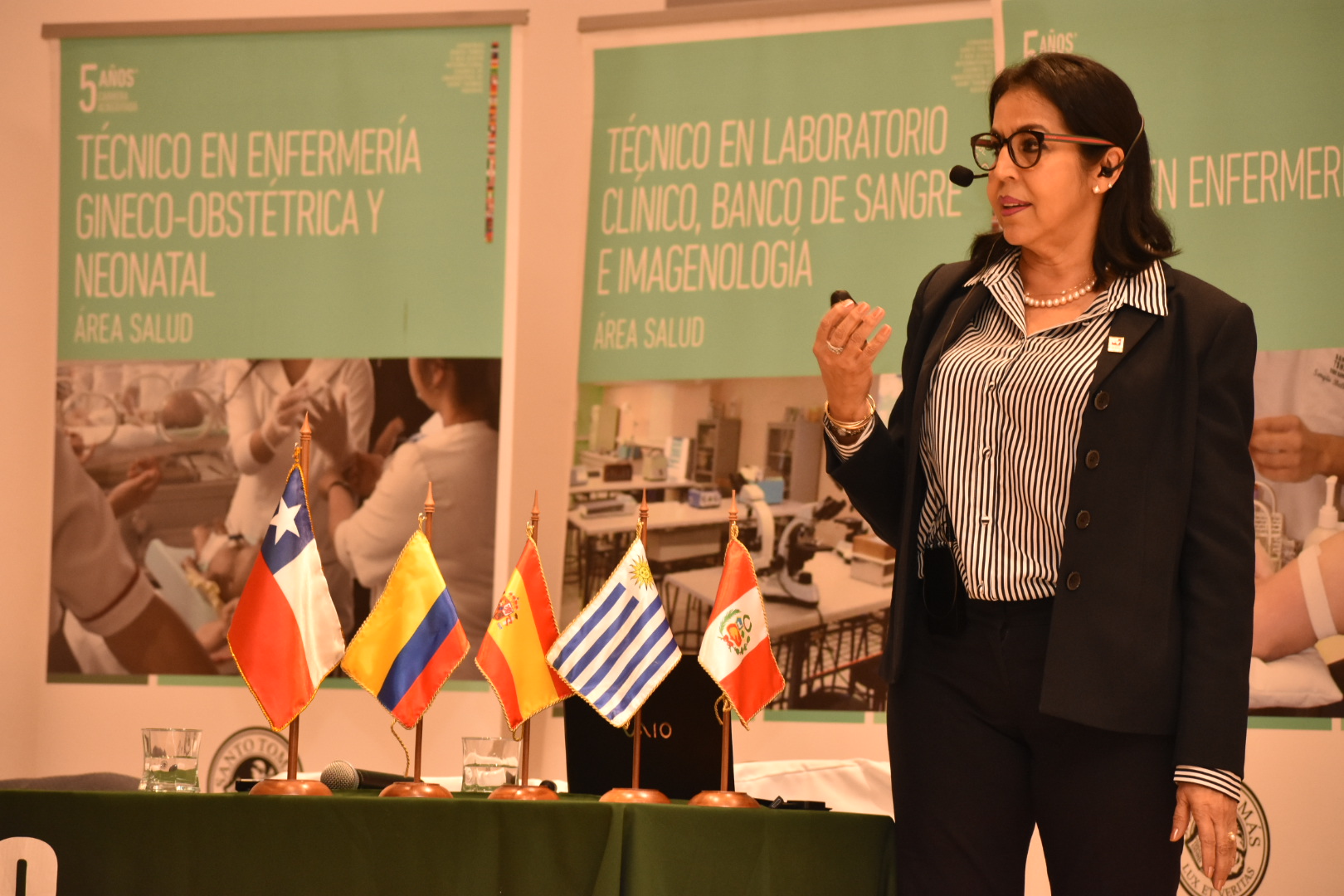 Médicos extranjeros hablaron sobre la equidad en la salud