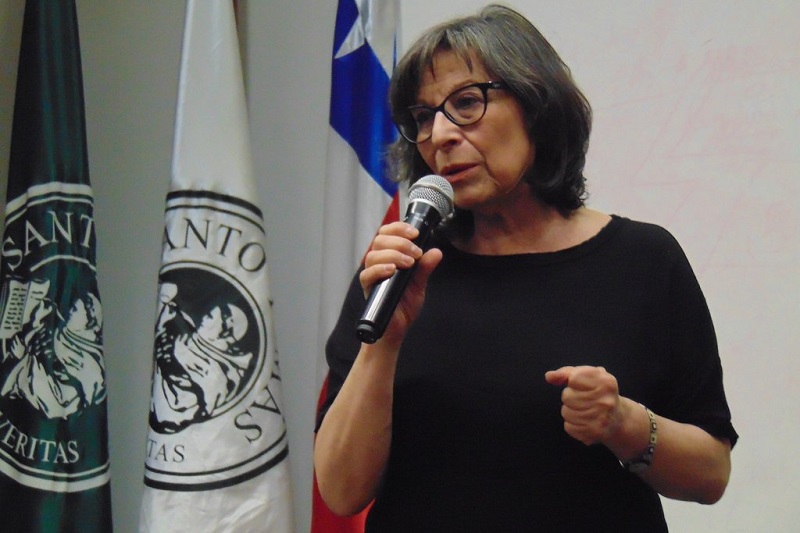 María Emilia Tijoux: “La llegada de los inmigrantes es una riqueza, nos ofrecen un montón de cosas interesantes”