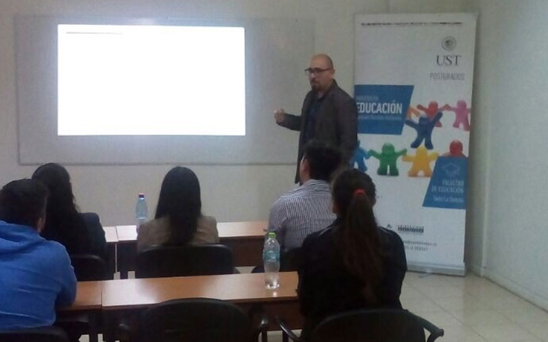 Alumnos de Magíster presenciaron ponencia de “Imaginarios sociales sobre educación inclusiva”