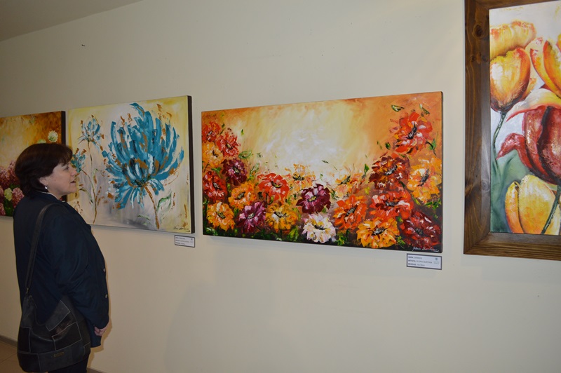 Santo Tomás en el Arte inauguró la exposición “Emociones de Color” en Temuco