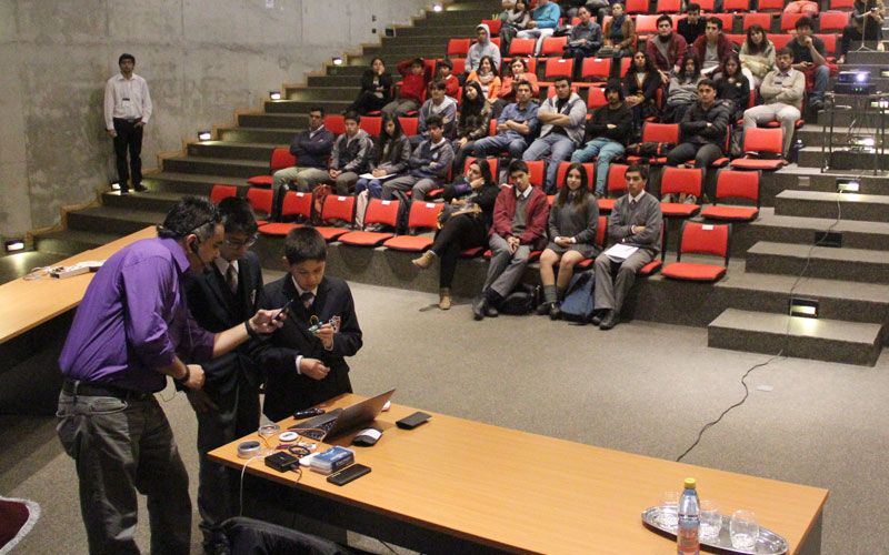 Robótica e internet de las cosas fueron parte de seminario en IP Santo Tomás de La Serena