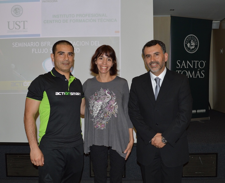 Método Kaatsu dio inicio al I Congreso del área de Actividad Física y Deportes en Santiago Centro