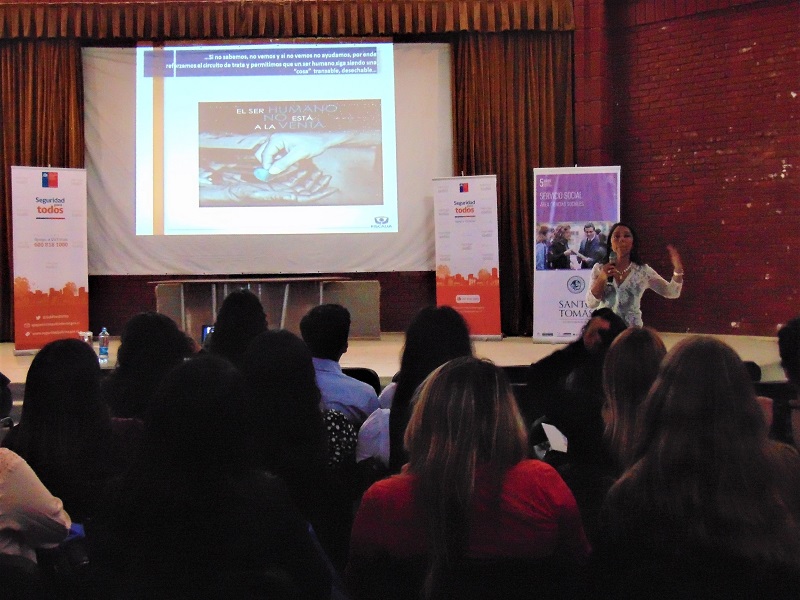 Realizan en Ovalle seminario sobre atención a víctimas de violencia de género y trata de personas