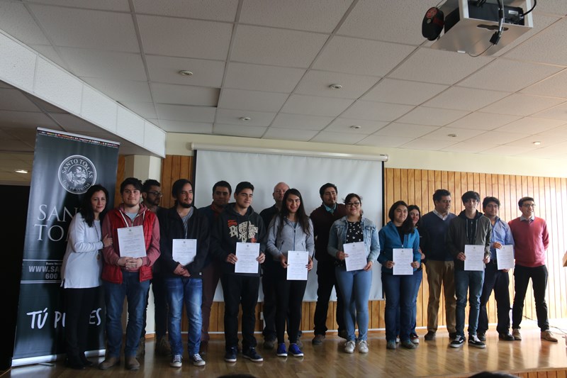 Estudiantes mejoraron sus competencias de empleabilidad