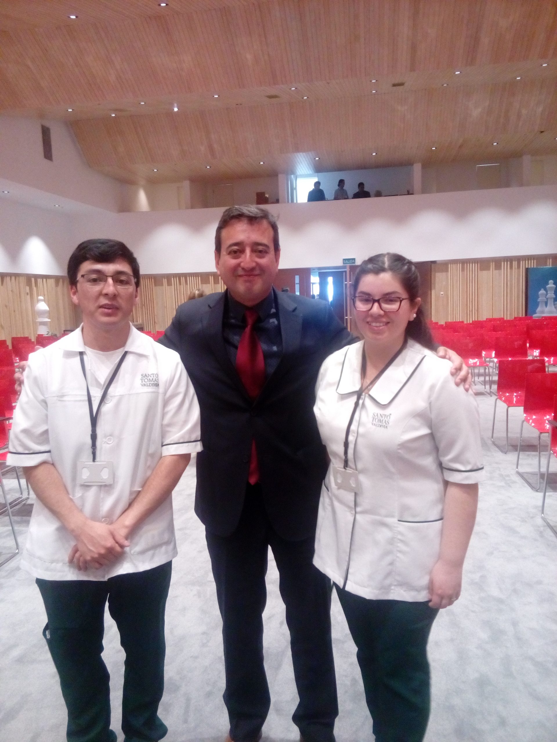 Con ponencia sobre medicina mapuche alumnos de Técnicos en Enfermería de Valdivia obtienen tercer lugar en Congreso Internacional