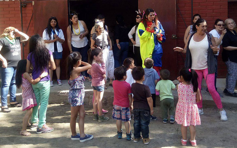 Niños y niñas de Diaguitas disfrutaron “Navidad con Sentido” organizada por Santo Tomás La Serena