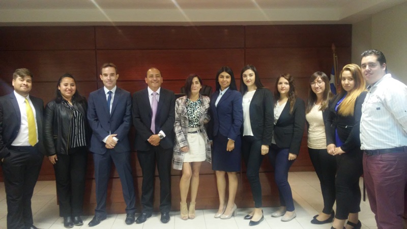Alumnos de Técnico Jurídico visitan Juzgado de Cobranza Laboral y Previsional