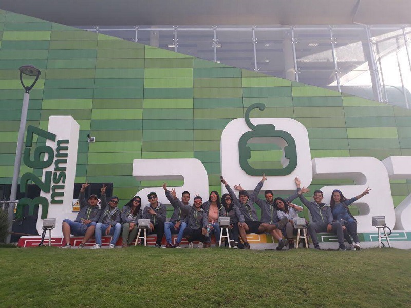 Estudiantes ovallinos participan en Congreso Internacional de Topografía en Bolivia