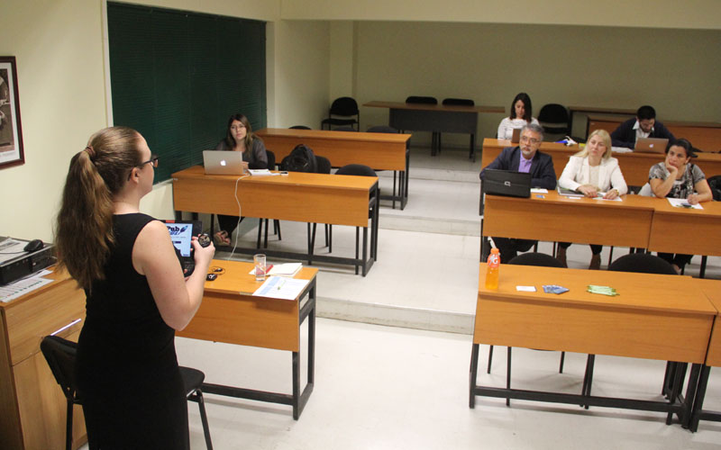 Docentes de UST La Serena aprendieron detalles de la escritura de artículos científicos