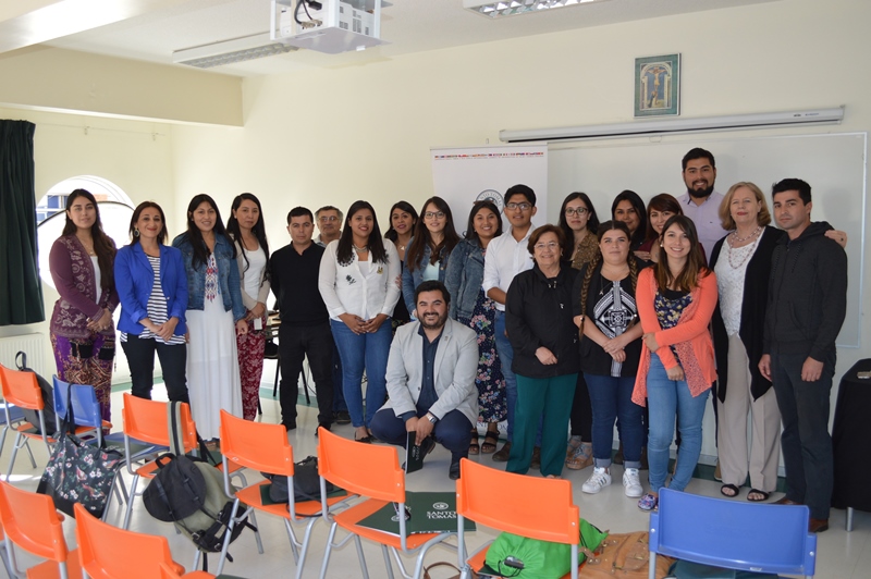Santo Tomás reconoció a los voluntarios que participaron en la visita del Papa Francisco a Temuco