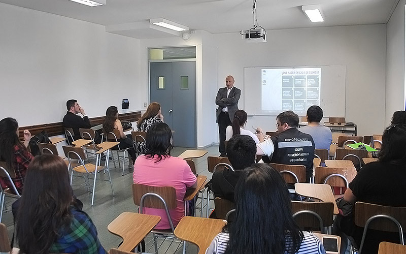 Estudiantes de Psicología de UST Viña del Mar profundizan sus conocimientos en tercera edición de los cursos de verano