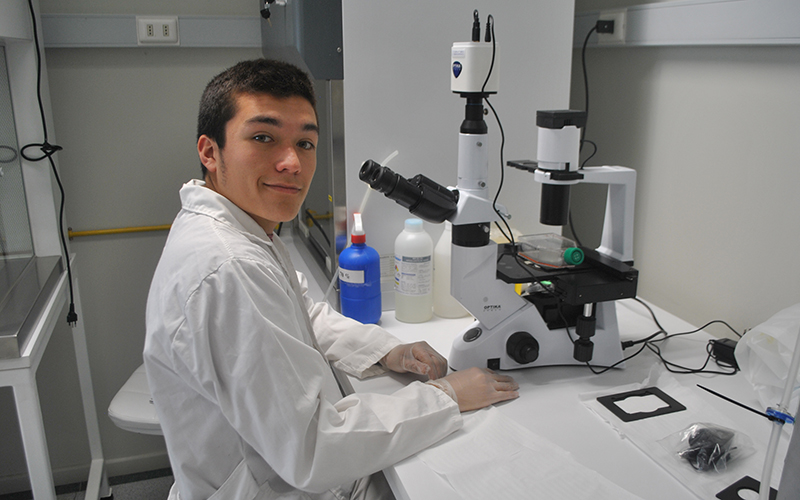 Escuela de Nutrición y Dietética y Departamento de Ciencias Básicas inician trabajo conjunto de investigación en epigenética