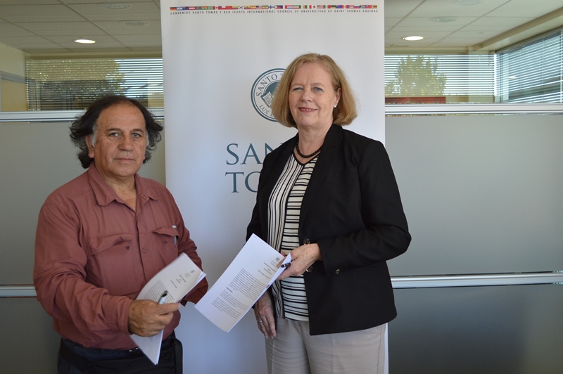 Santo Tomás Temuco firmó convenio de colaboración con editorial Cagtén