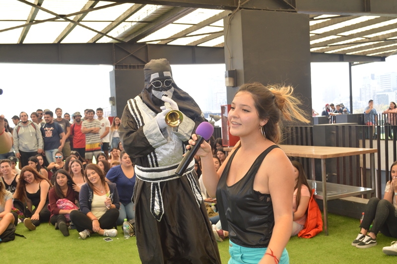 Bienvenida tomasina marcó el inicio de las actividades de vida estudiantil en Santiago Centro