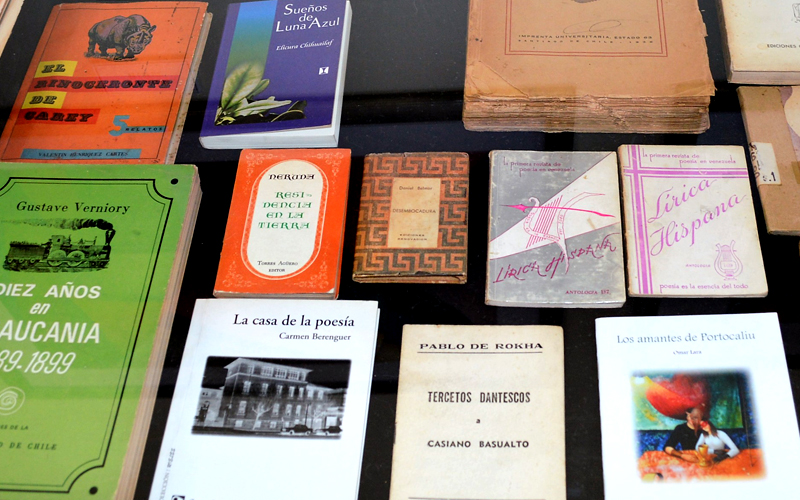 Celebran Día Internacional del Libro y del Derecho de Autor en Santo Tomás Temuco