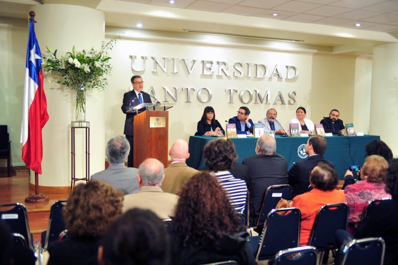 Editorial Universidad Santo Tomás presentó cinco nuevos libros