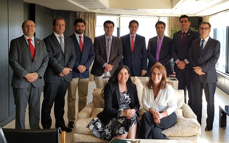 Directivos analizan los avances alcanzados por Santo Tomás en materia de seguridad y salud en el trabajo