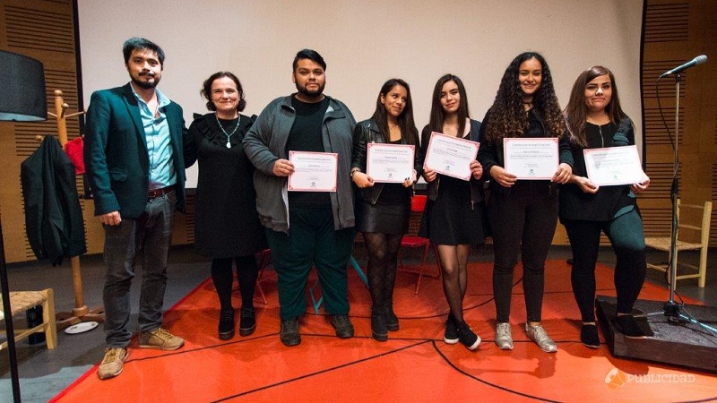 Estudiantes de Publicidad de San Joaquín recibieron reconocimiento por campaña realizada a CODEINFA