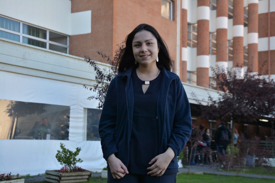 Egresada de Enfermería UST es reconocida por su labor en favor de la salud