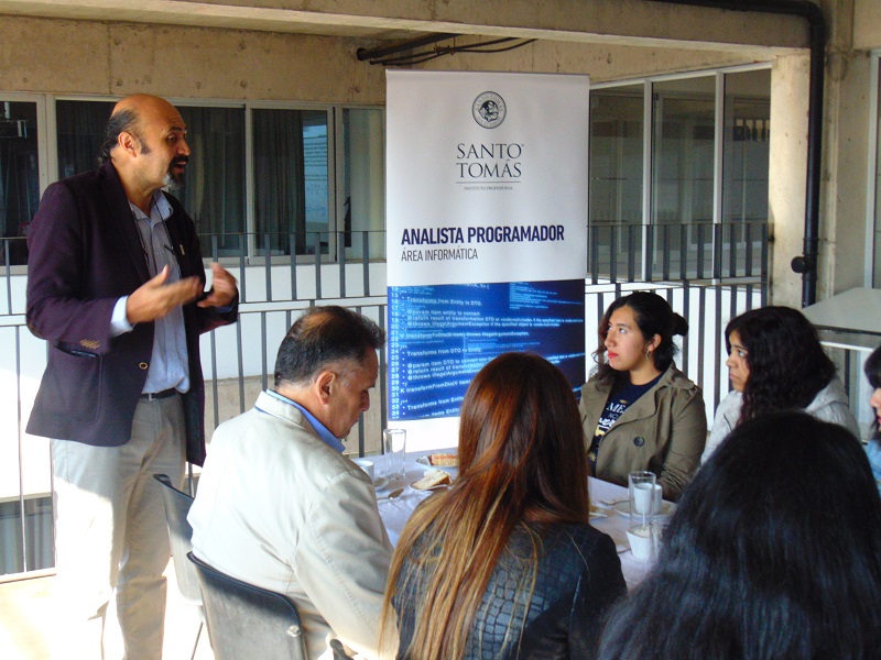 En Ovalle realizan actividades para motivar a las mujeres a desempeñarse en el campo de las Tecnologías de la Información