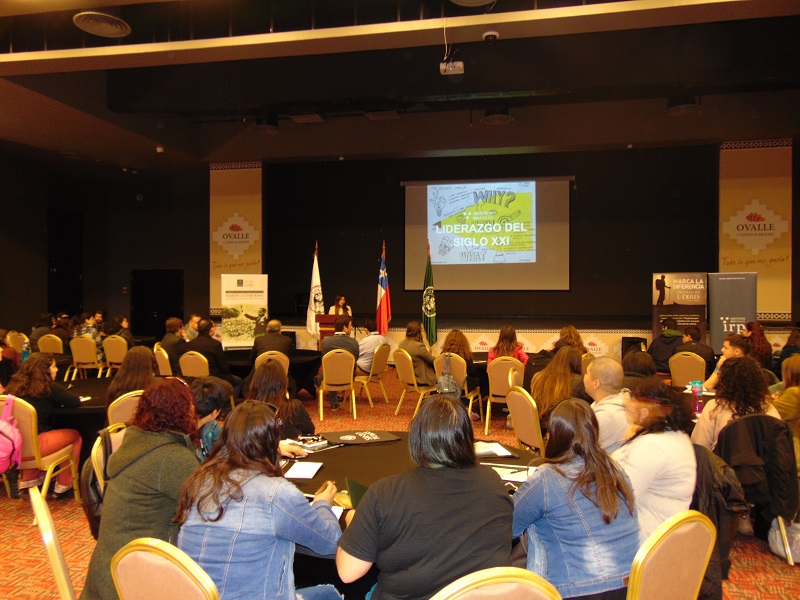 Jóvenes se preparan para ser Líderes del Siglo XXI en Ovalle