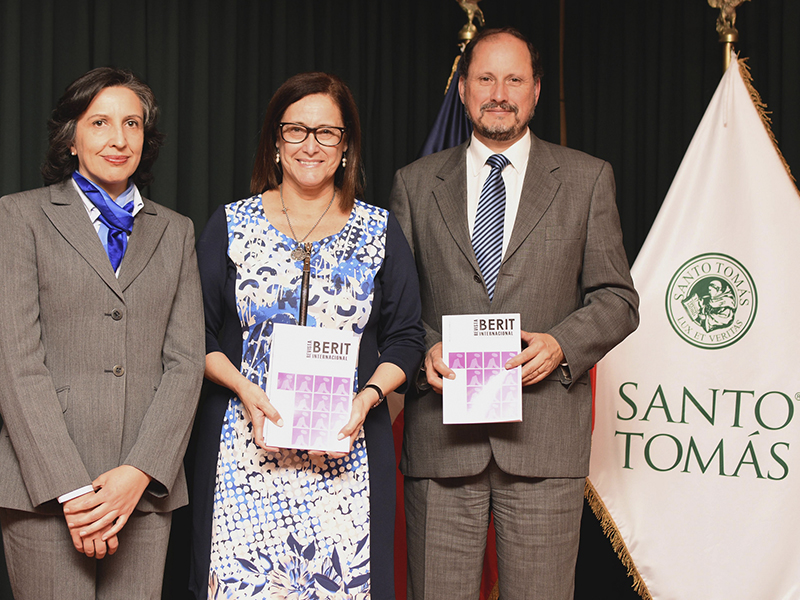 Instituto Berit de la UST realiza lanzamiento de su revista en Santo Tomás Iquique