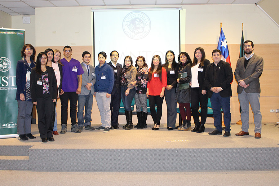 Estudiantes de la UST expusieron en jornada de Investigación Científica
