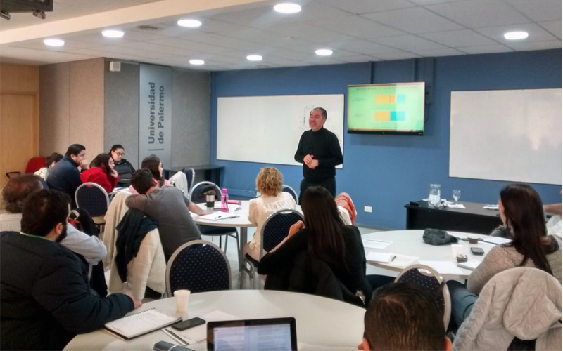 Director de Escuela de Ingeniería Comercial de la UST Talca viajó como académico invitado a MBA de la Universidad de Palermo
