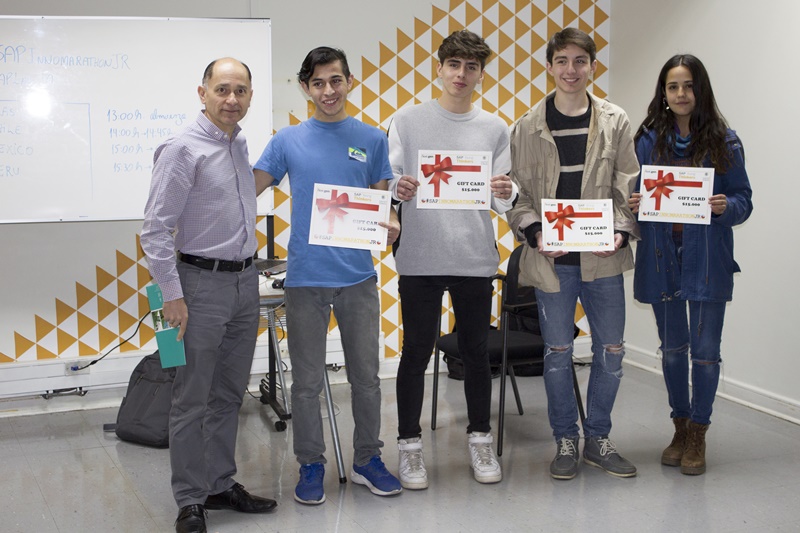 SAP y UST lanzaron programa para estimular la creatividad y capacidad emprendedora en alumnos de enseñanza media