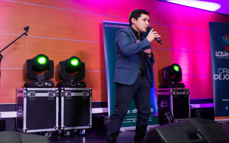 Estudiante de Técnico en Administración deslumbró en Festival de la Voz de Santo Tomás Los Ángeles