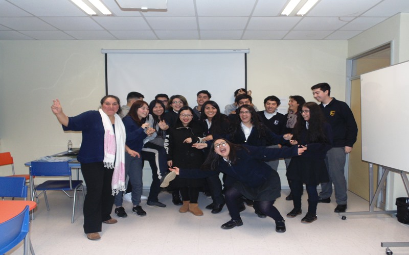 Delegación del Liceo Jorge Teillier de Lautaro participó en curso breve de chino mandarín en UST Temuco