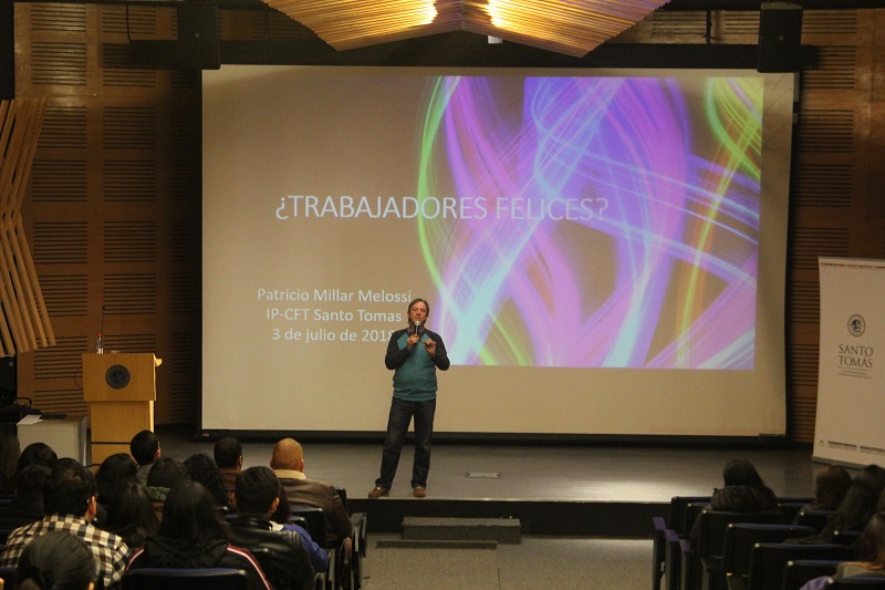 Patricio Millar: “Chile está perfectamente preparado para mejorar los líderes, bajar las horas de trabajo y crecer en productividad”