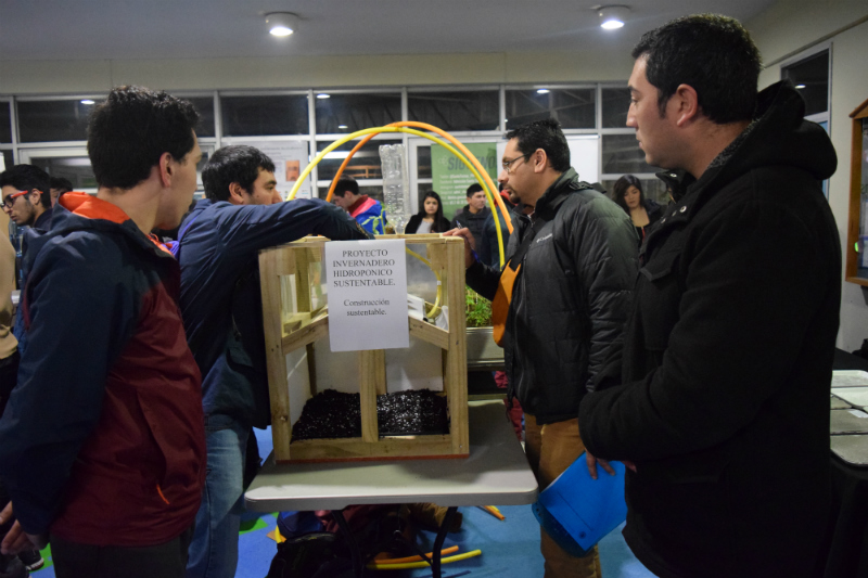 Estudiantes de Construcción desarrollaron proyectos sustentables