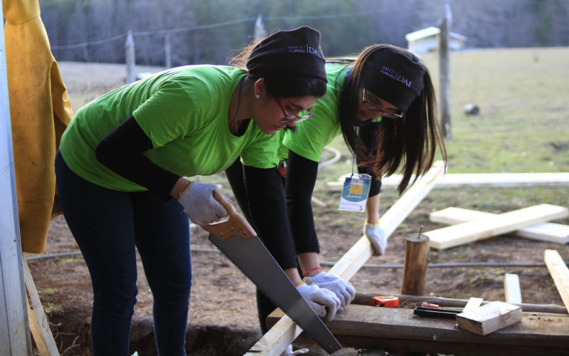 Estudiantes de Santo Tomás realizan Trabajos Voluntarios de Invierno en Quilaco