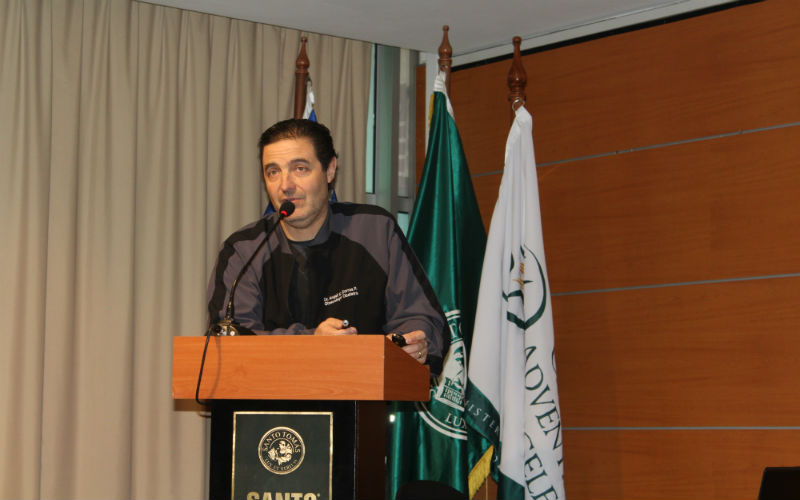 Universidad Santo Tomás y Clínica Adventista llevaron a cabo primera jornada de Piso Pélvico en Los Ángeles