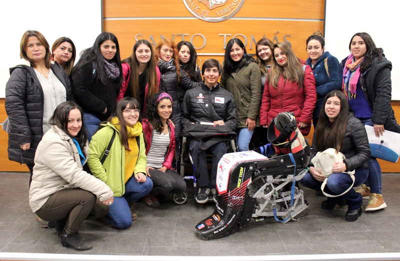 Exitosa primera charla motivacional de Nicolás Bisquertt
