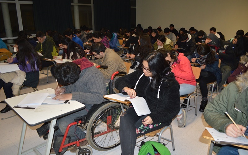 Con 400 participantes se desarrolló Ensayo Vespertino PSU en Santo Tomás Temuco