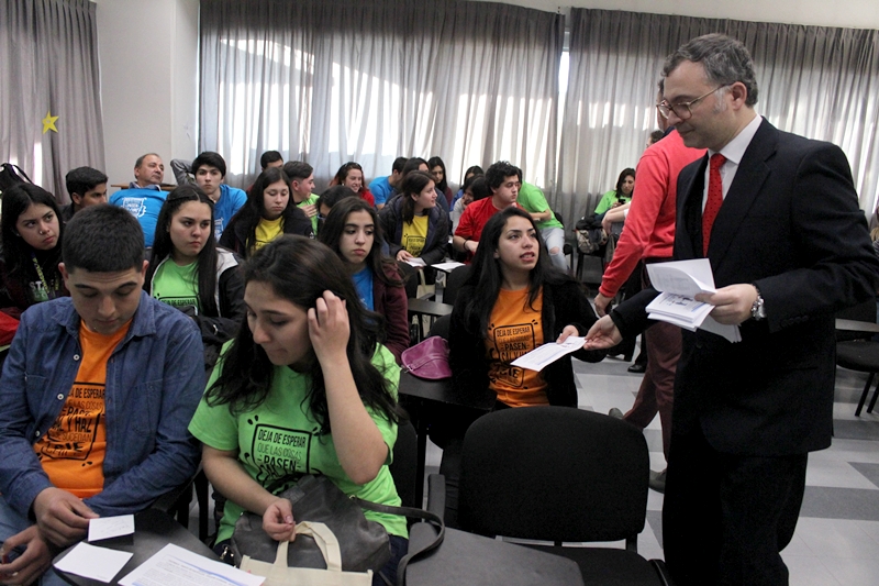 En Santo Tomás Curicó se vivió la Cumbre Internacional de Emprendedores
