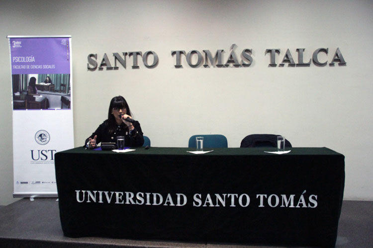 Beatriz Aguirre: “Chile no tiene políticas públicas de protección ni garantía de derechos para la infancia”
