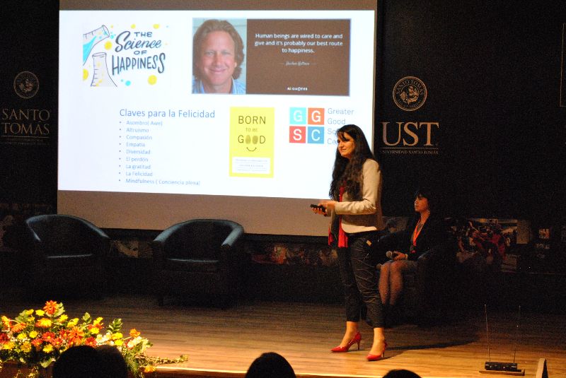 Seminario sobre educación positiva promueve el empoderamiento en escolares