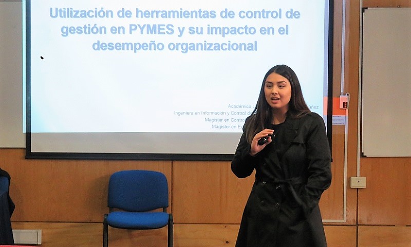 Docente UST Santiago tras exponer trabajo en UV: “Este tipo de investigación no se han realizado en Latinoamérica”