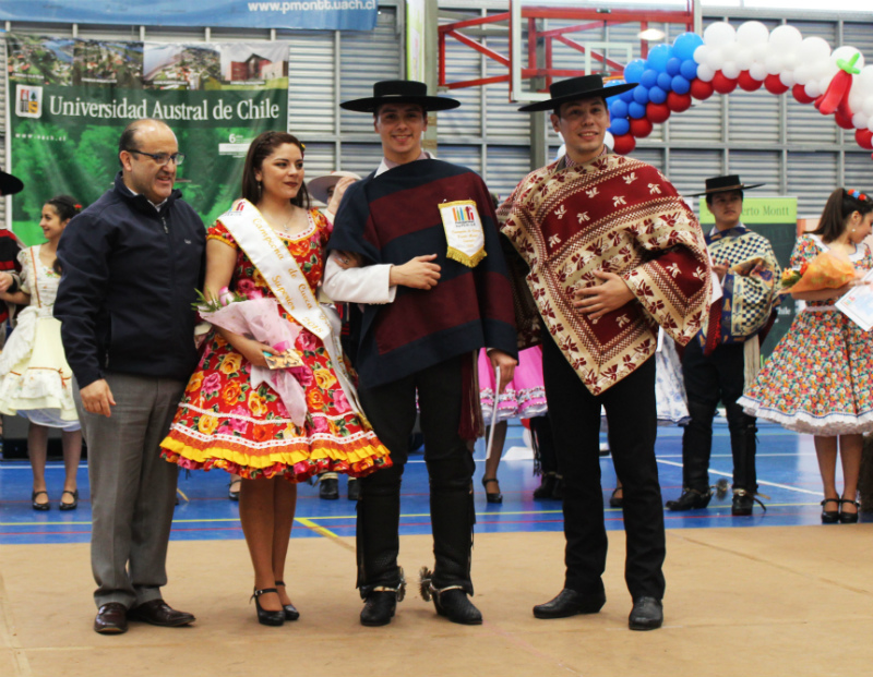 Tomasisnos obtiene primer lugar en el 2° Campeonato Comunal de Cueca Puerto Montt Superior